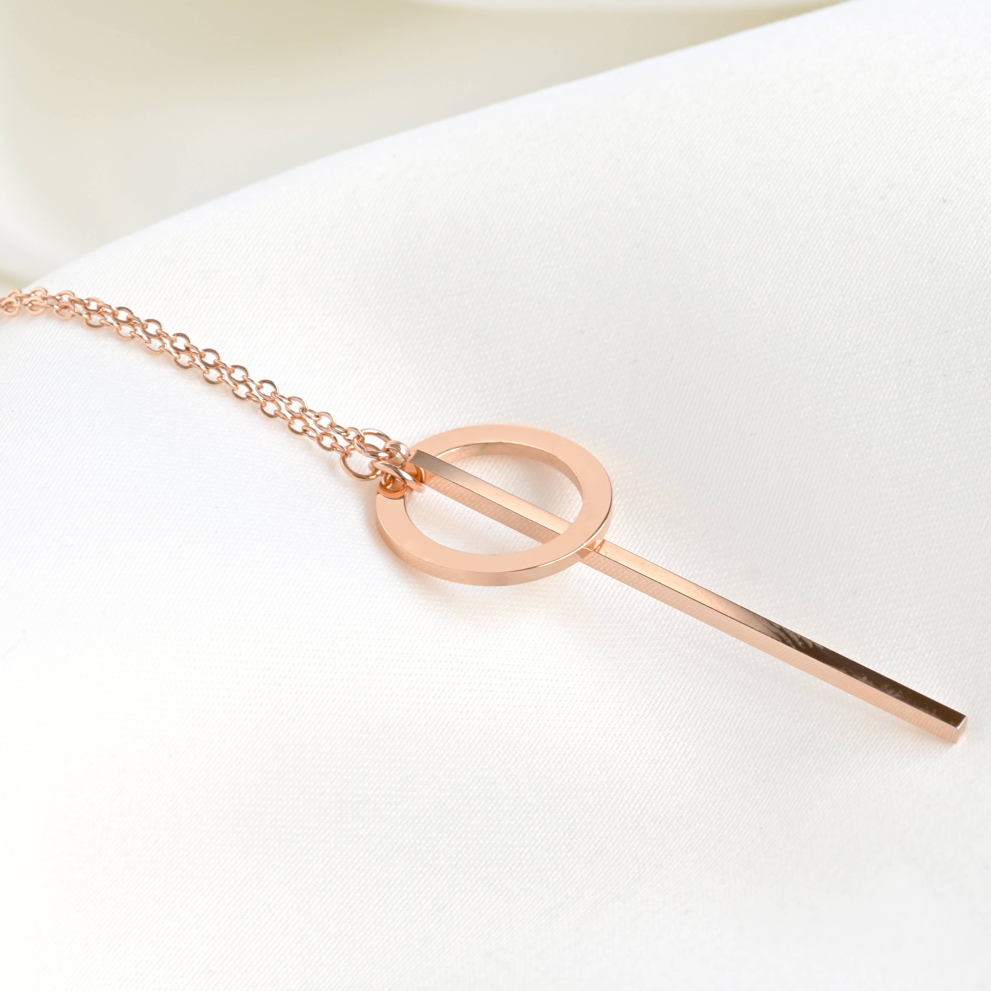 Oliver Lariat Necklace