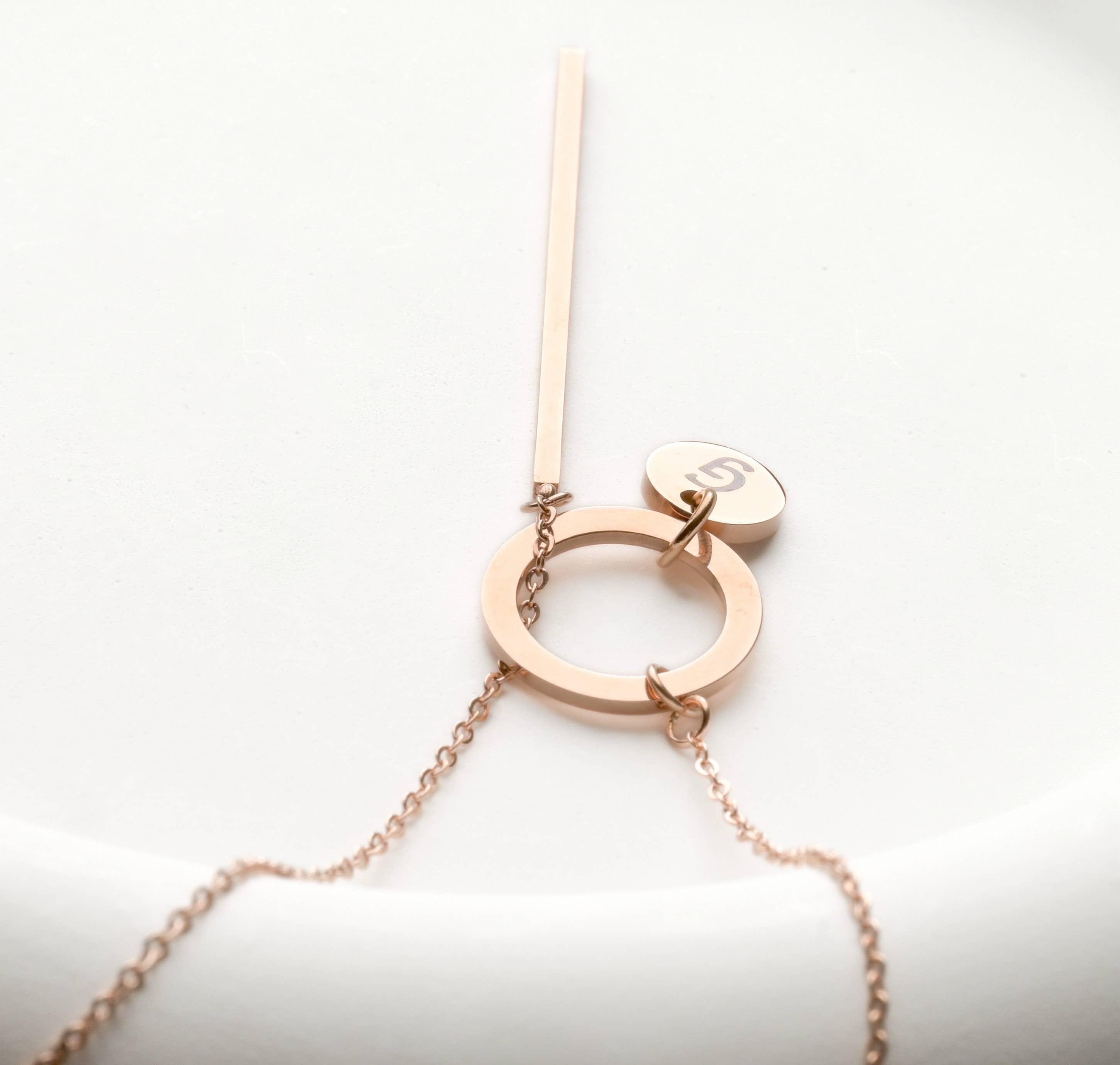 Oliver Lariat Necklace