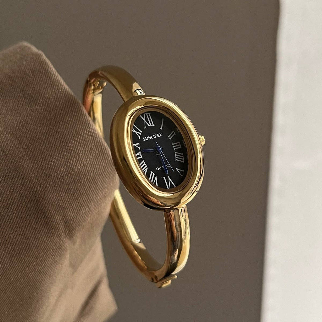 Leah Oval Dial Gold Quartz Wrist Watch
