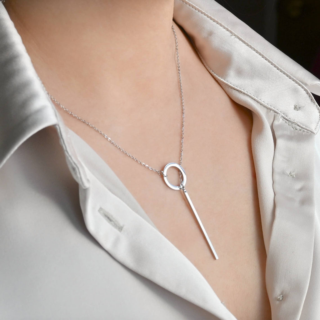 Oliver Lariat Necklace