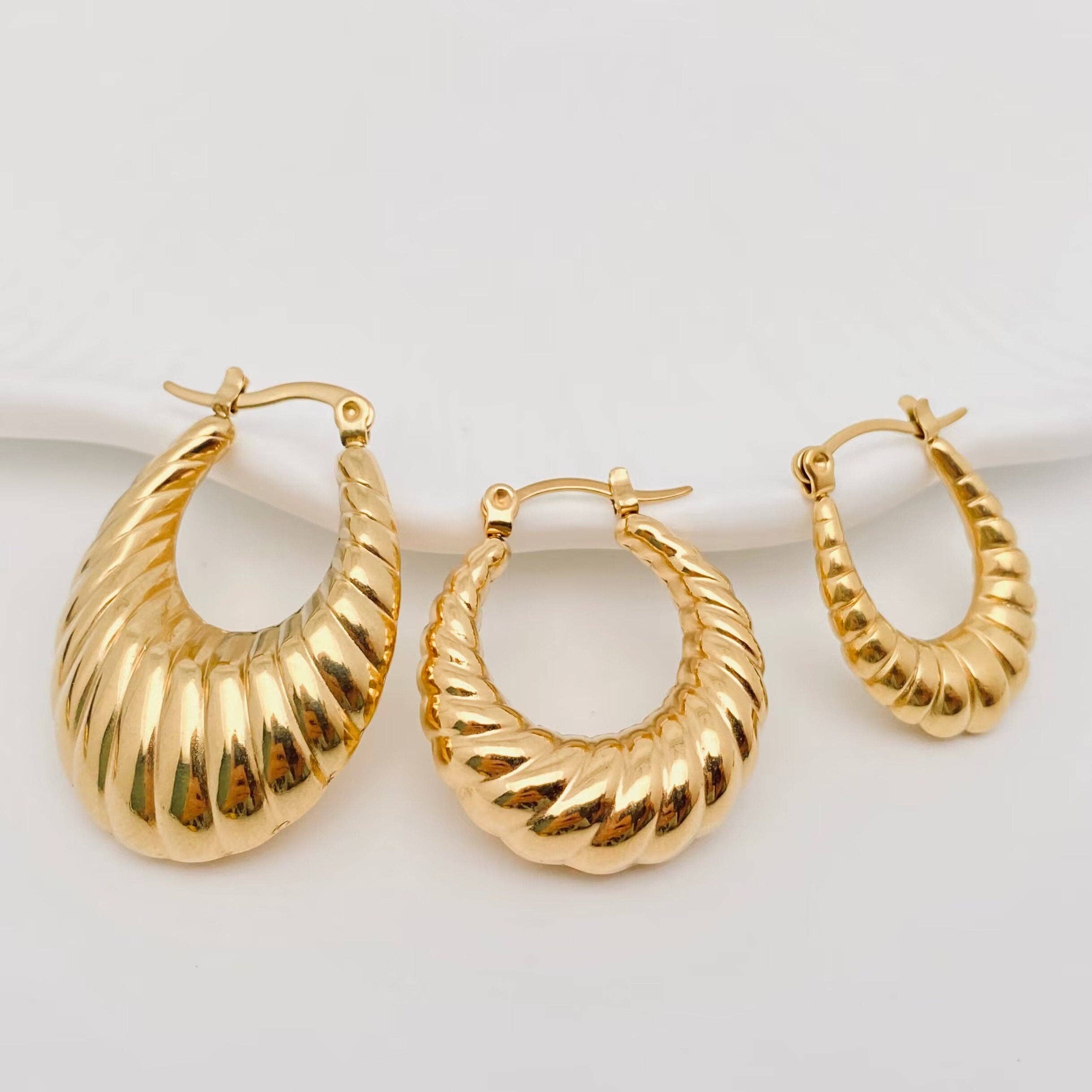 Shrimp Pattern Hollow 18K Gold Plated Hoop Earrings - FGS