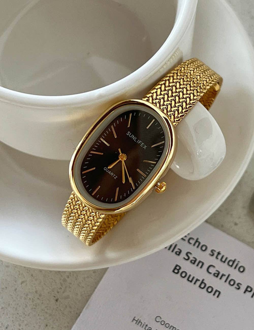 Retro Oval Dial Gold Stainless Steel Watch